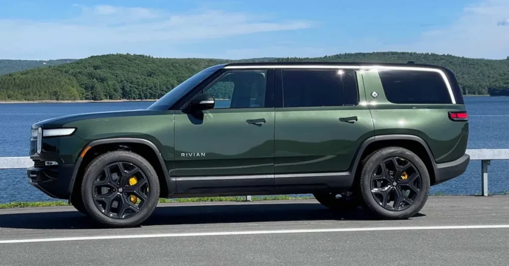 Rivian R1s
